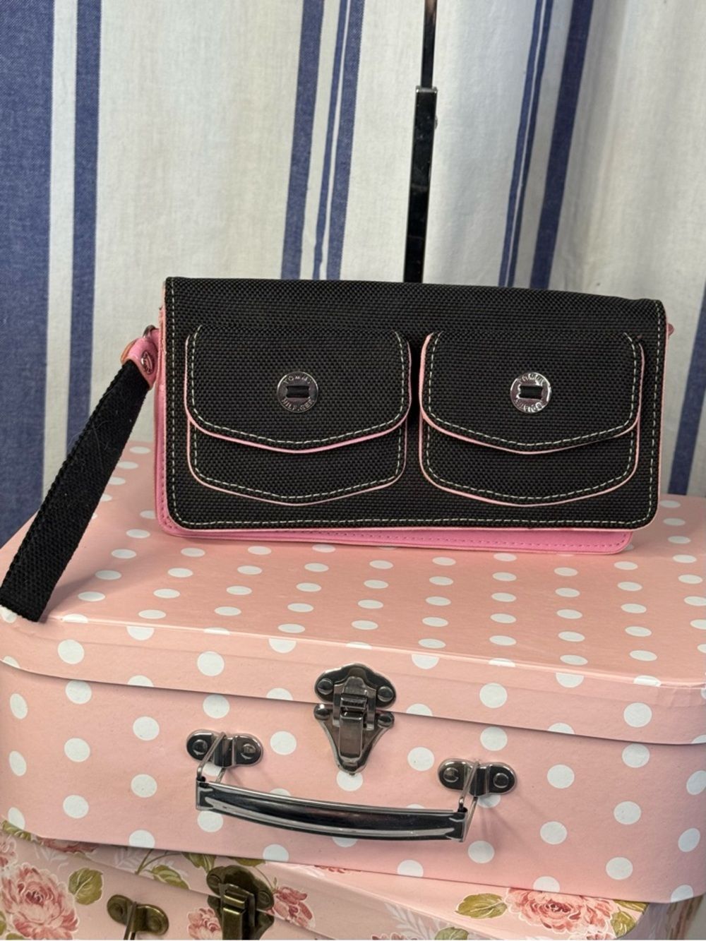 Tommy Hilfiger Black and Pink Women’s Wristlet Wallet